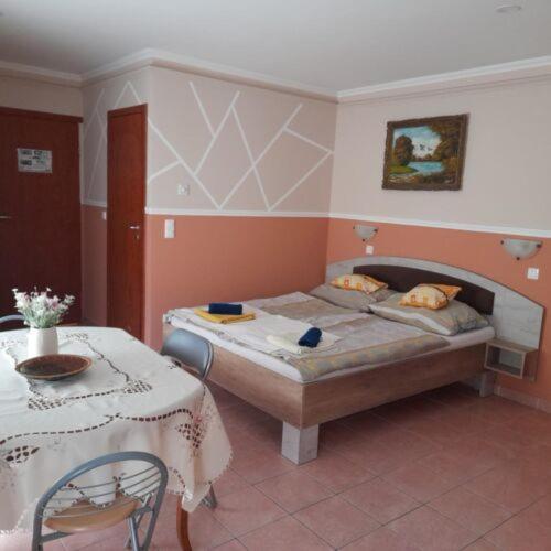 Andrea Apartman ไฮจ์ดุสโซบอสโล ภายนอก รูปภาพ