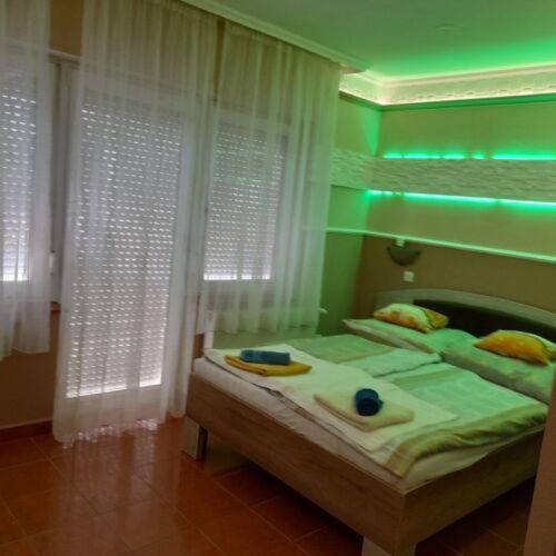 Andrea Apartman ไฮจ์ดุสโซบอสโล ภายนอก รูปภาพ
